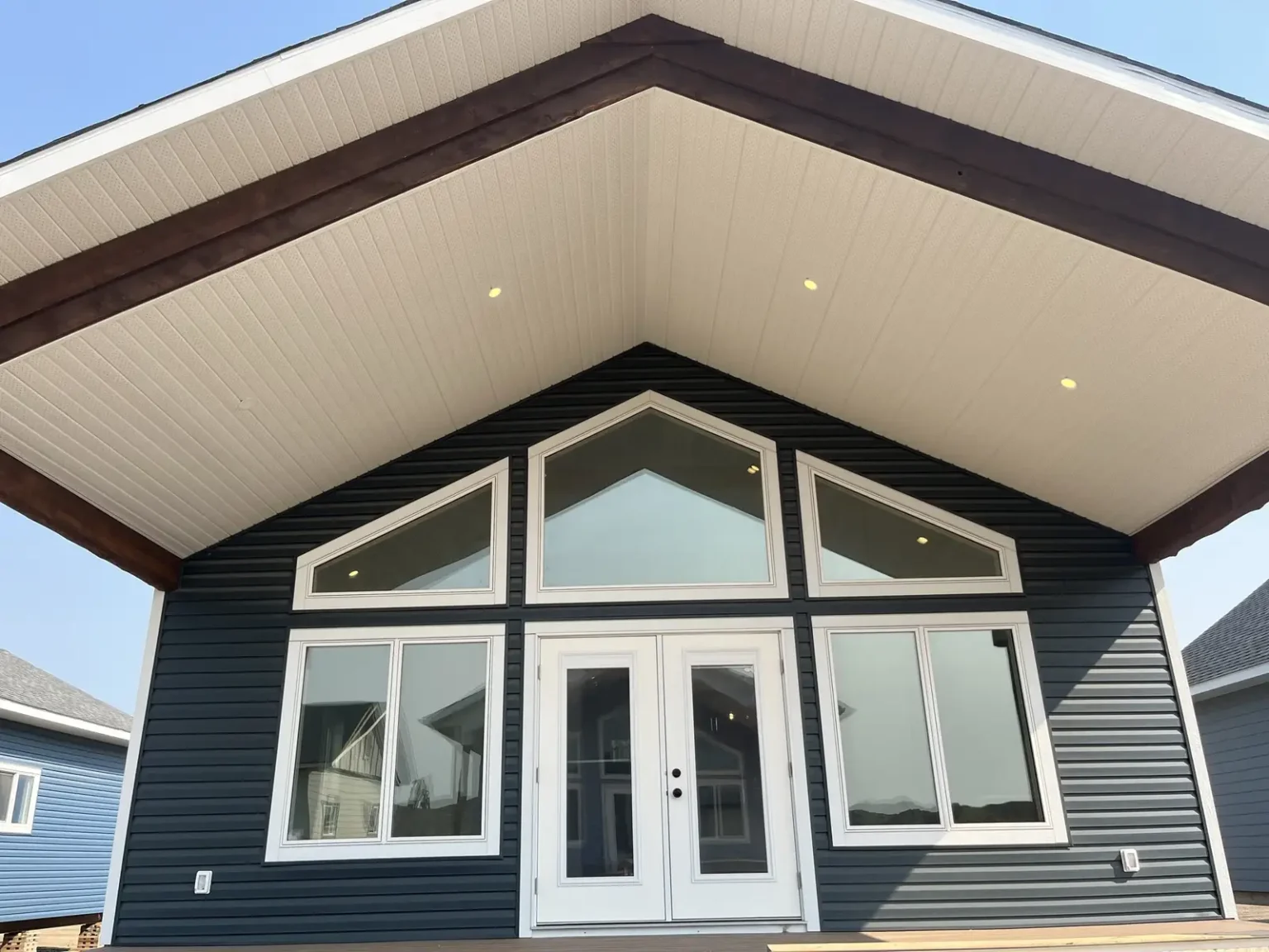 Beryl 2B Front Exterior with 12 Foot Covered Deck