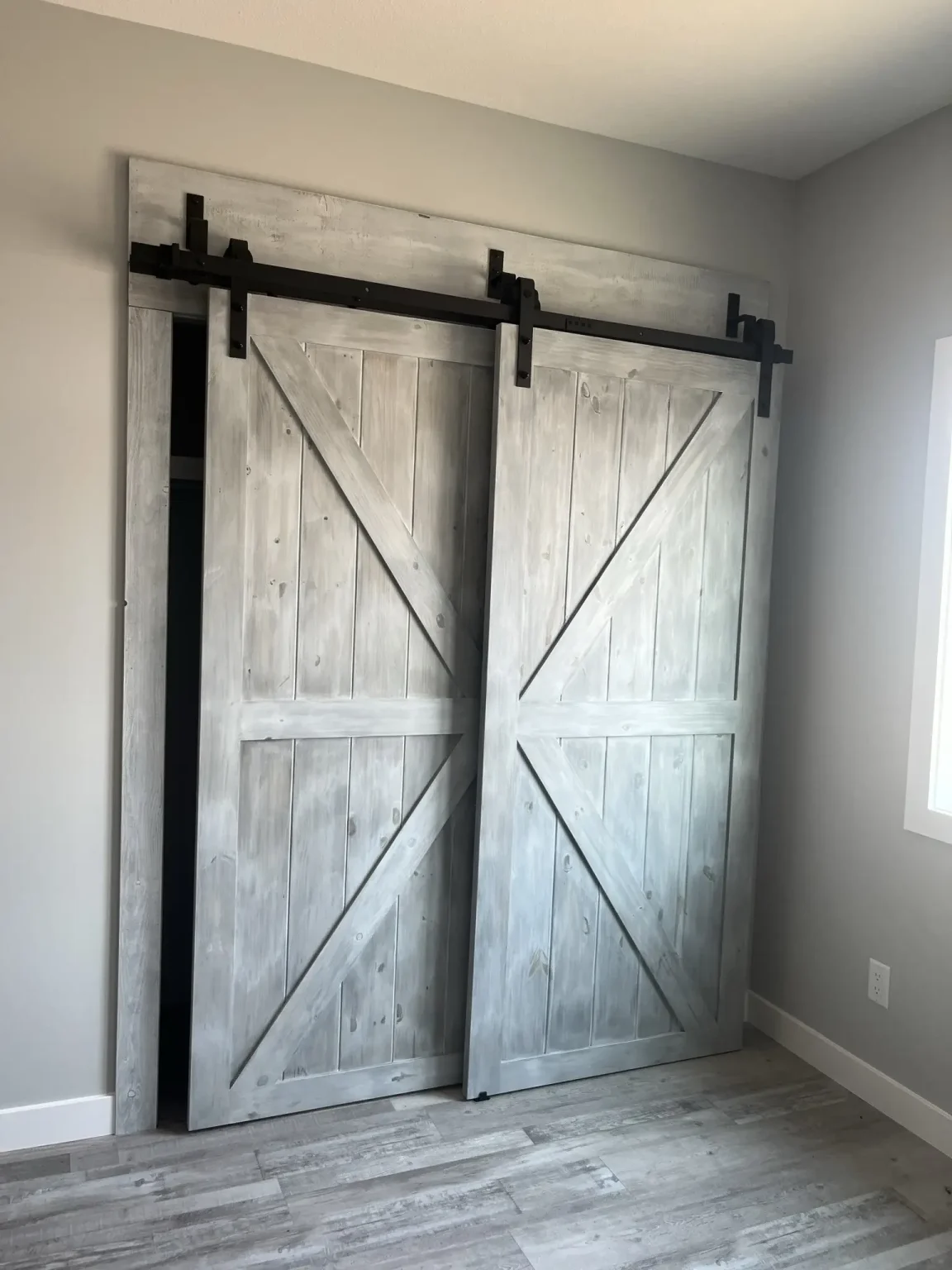 Beryl 2B Master Bedroom Double Sliding Barn Doors to Walk-in
