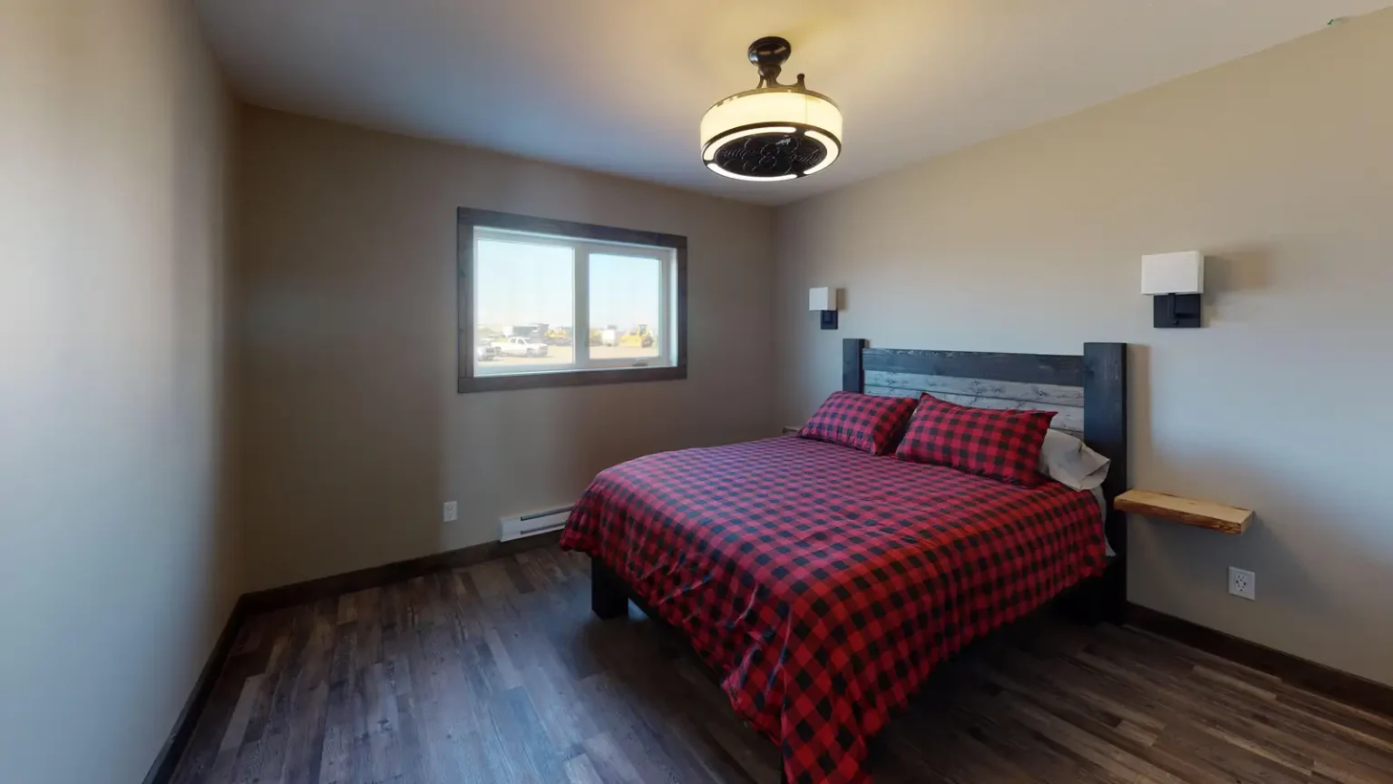 Moonstone 5C Main Bedroom 2 Toward Window